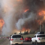 加拿大麥市超大型山火仍無法控制。漫延之快速絕不正常！ 究竟和當地的氣候有什麼關係？