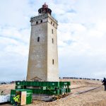丹麥百年燈塔避海水侵蝕向內陸遷移，能保未來高枕無憂嗎？