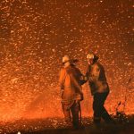 抗災英雄：林火活像世界末日的威脅，澳洲的義務消防員靠甚麼撑下去？