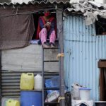 在印度孟買市中心的達拉維，是亞洲最大的貧民窟。疫情迫近，百萬計居民如何應對？