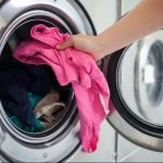 洗衣球、回收塑料衣物並不環保  多種方法可減少洗衣過程釋出微膠粒