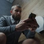研究指如廁時用手機 患痔瘡比率增加46%